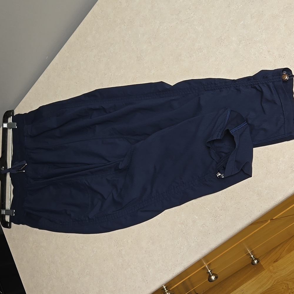 Lululemon Dance Studio Womens
